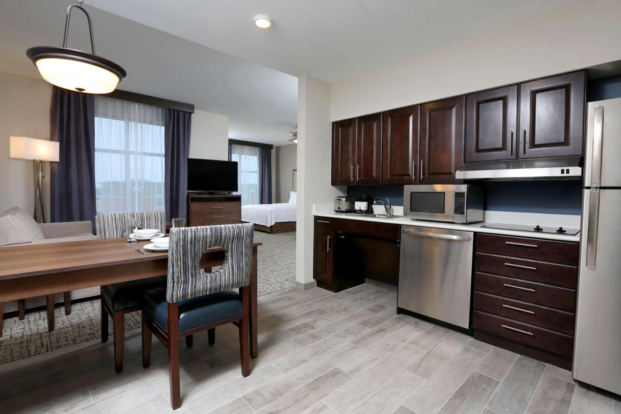 Homewood Suites By Hilton West Fargo/Sanford Medical Center Exteriör bild