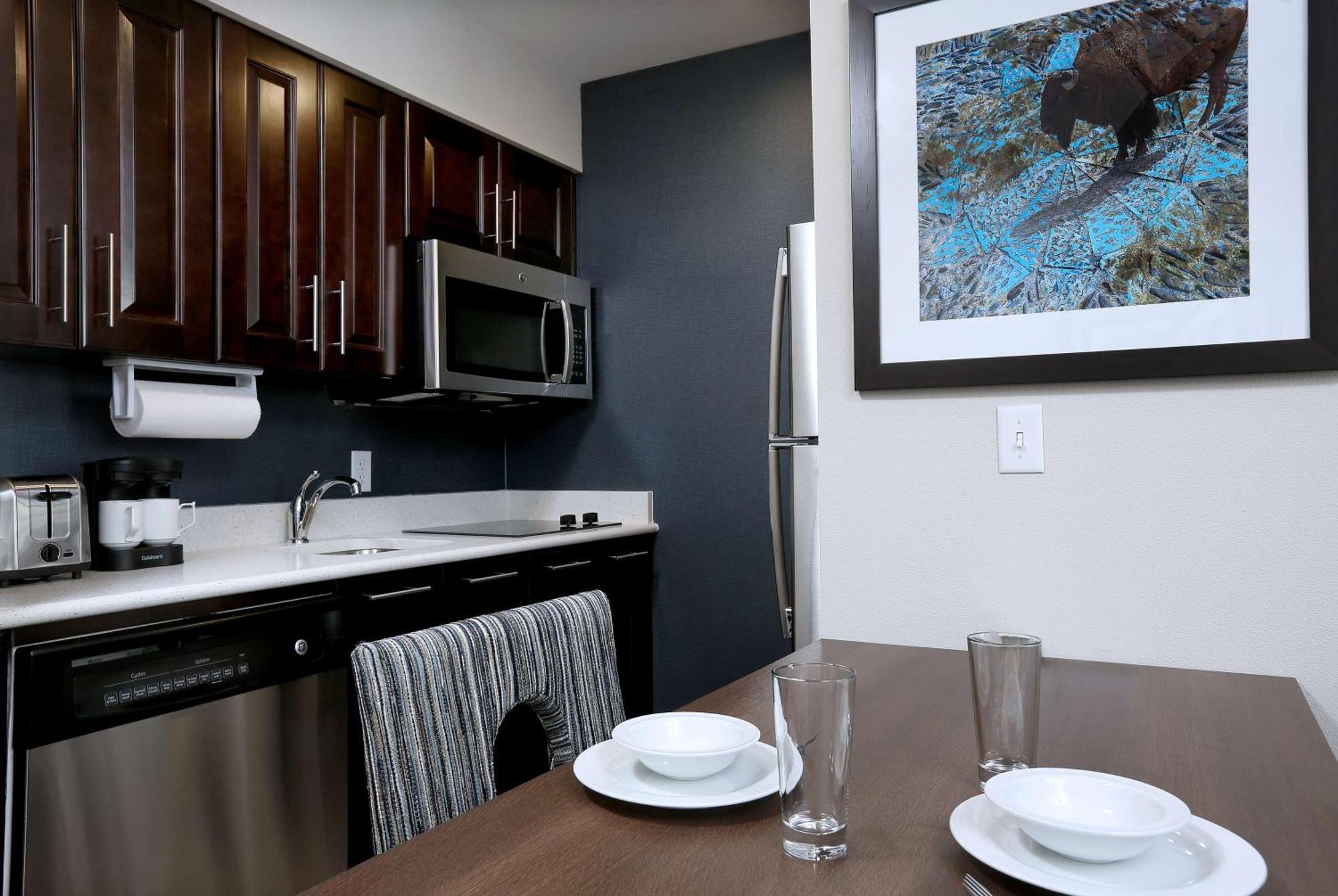 Homewood Suites By Hilton West Fargo/Sanford Medical Center Exteriör bild