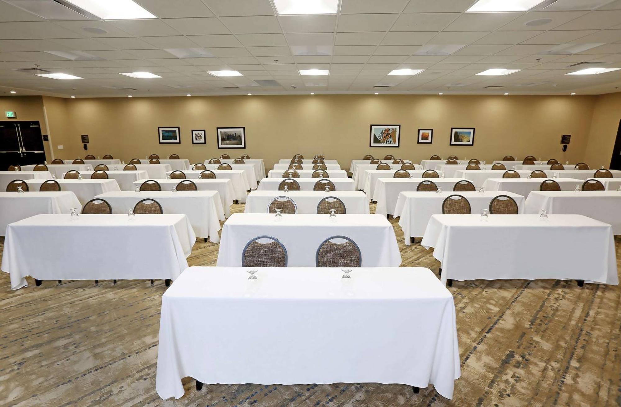Homewood Suites By Hilton West Fargo/Sanford Medical Center Exteriör bild