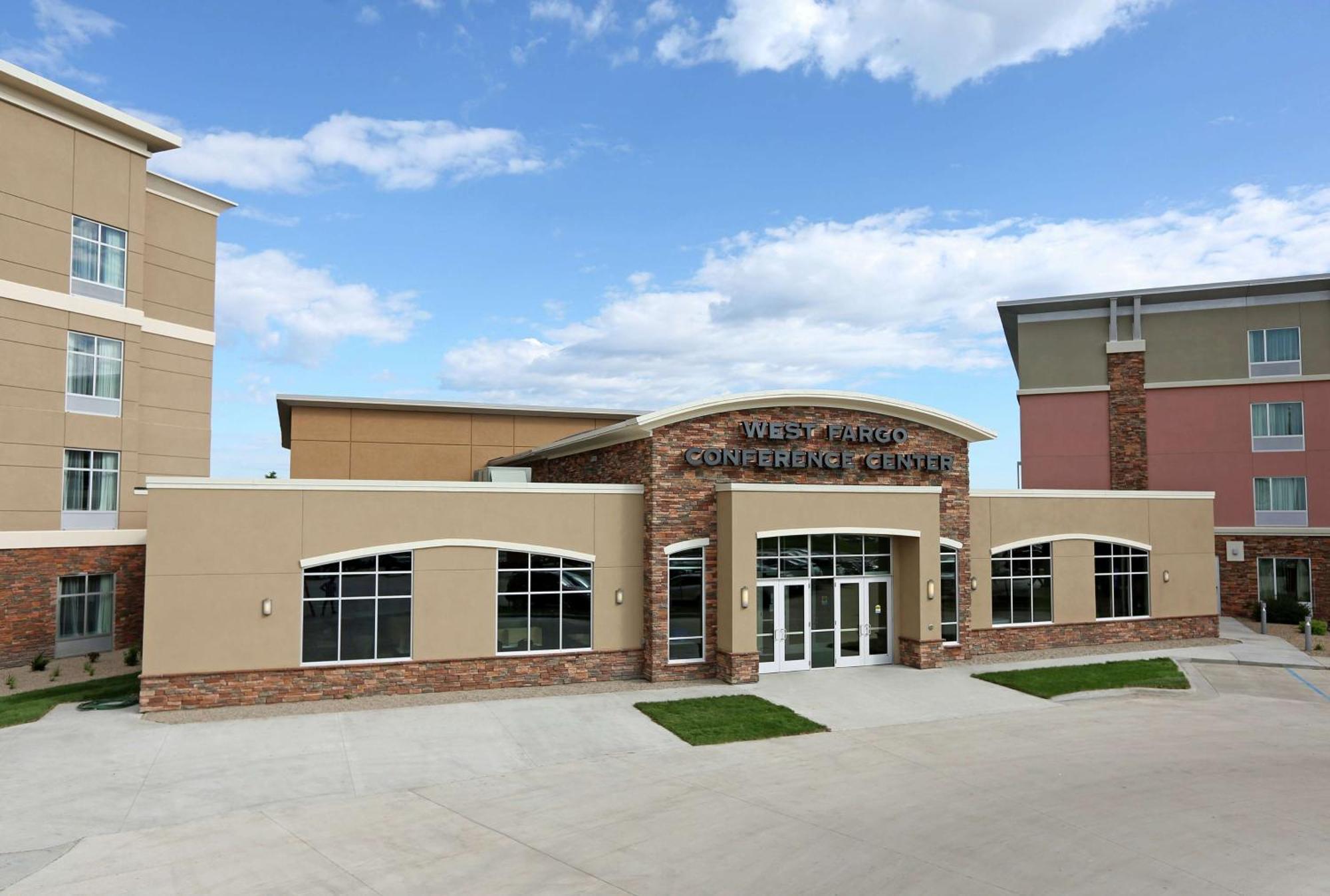 Homewood Suites By Hilton West Fargo/Sanford Medical Center Exteriör bild