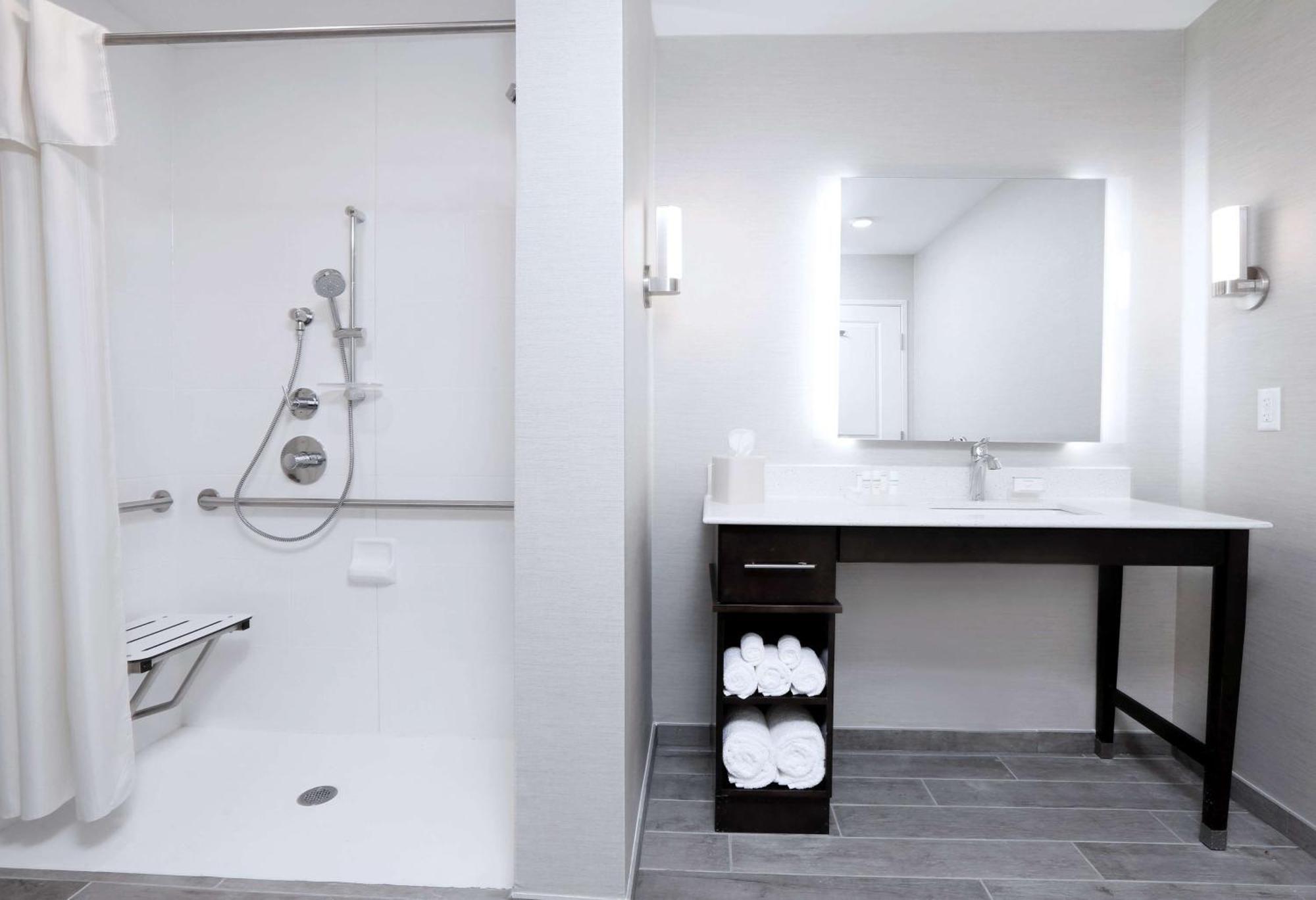 Homewood Suites By Hilton West Fargo/Sanford Medical Center Exteriör bild