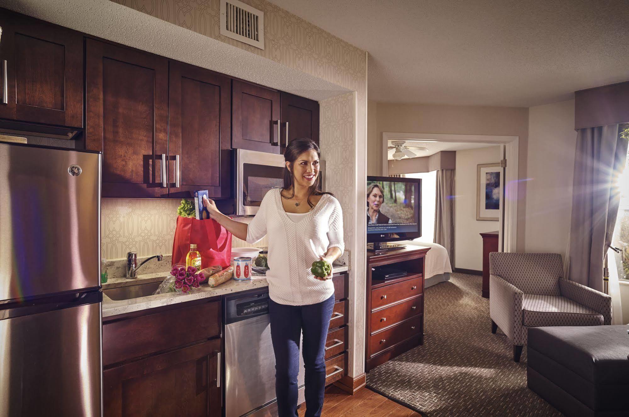 Homewood Suites By Hilton West Fargo/Sanford Medical Center Exteriör bild